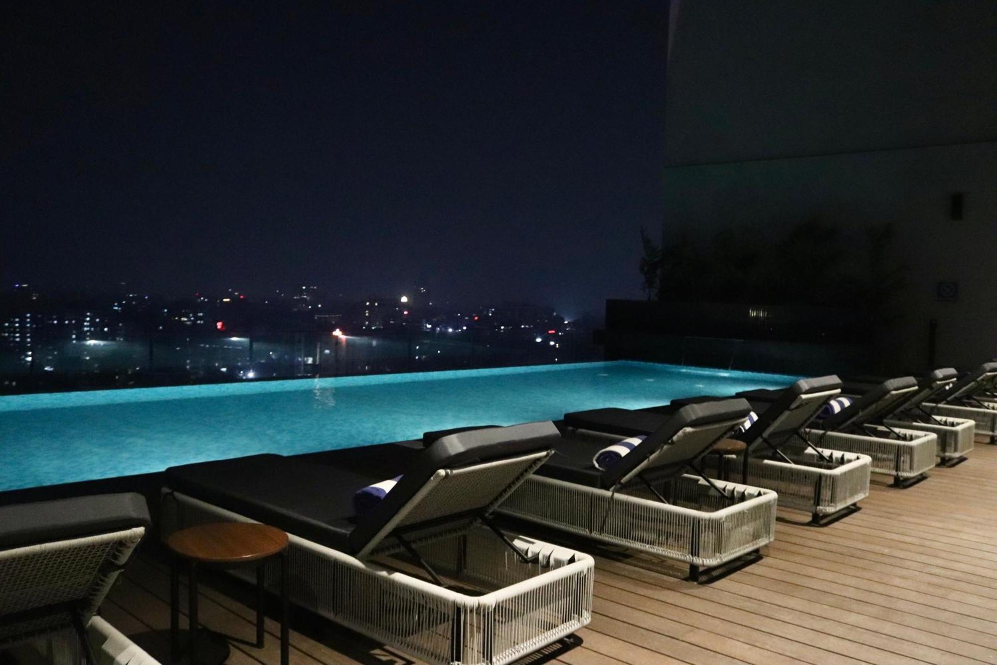 Four Points By Sheraton Nášik Exteriér fotografie